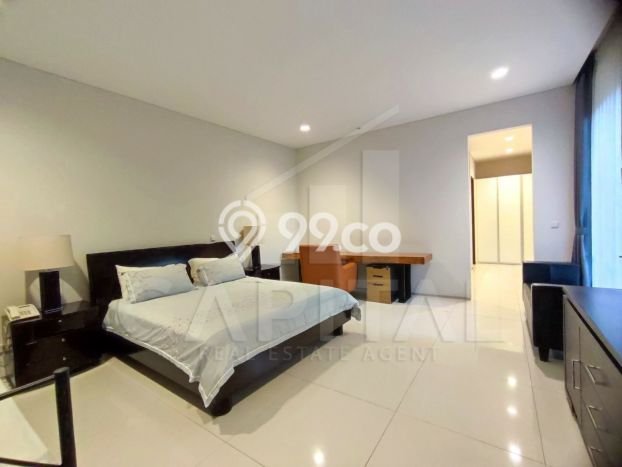UNIT TERBATAS! Rumah di Setra Sari, 3 KM, Luas 500m2m² Bangunan 355m2m² UNIT TERBATAS! Rumah di Setra Sari, 3 KM, Luas 500m2m² Bangunan 355m2m²
