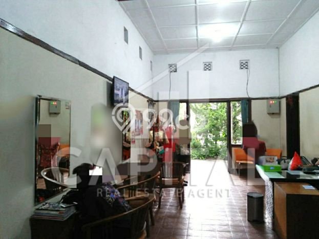 Rumah Mewah LB 265m2 Siap Huni Desain Elegan di Riau, Bandung Rumah Mewah LB 265m2 Siap Huni Desain Elegan di Riau, Bandung