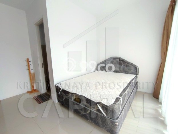 Disewakan! Rumah 5 Kamar Tidur &
4 Kamar Mandi di Sayap Dago, Bandung Disewakan! Rumah 5 Kamar Tidur &
4 Kamar Mandi di Sayap Dago, Bandung