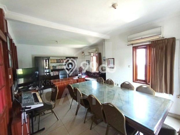 INVESTASI POTENSIAL! Kantor Kawasan Arcamanik, Luas 180m2m², Area Komersial INVESTASI POTENSIAL! Kantor Kawasan Arcamanik, Luas 180m2m², Area Komersial
