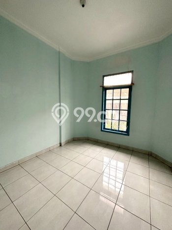 Dijual Kost di Lengkong, Bandung, 7 KT, 5 KM, Luas 400m2 Dijual Kost di Lengkong, Bandung, 7 KT, 5 KM, Luas 400m2