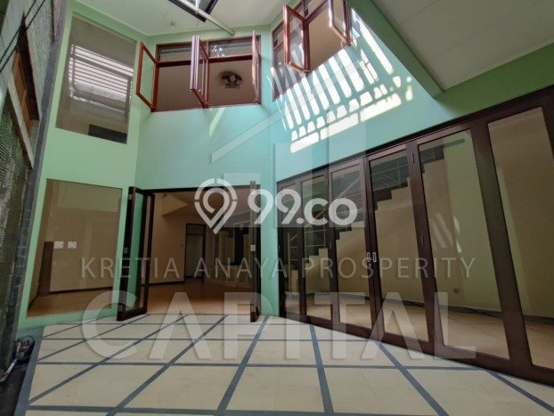 For Sale! Luxury House LT 236m2 Desain Modern di Pasteur For Sale! Luxury House LT 236m2 Desain Modern di Pasteur