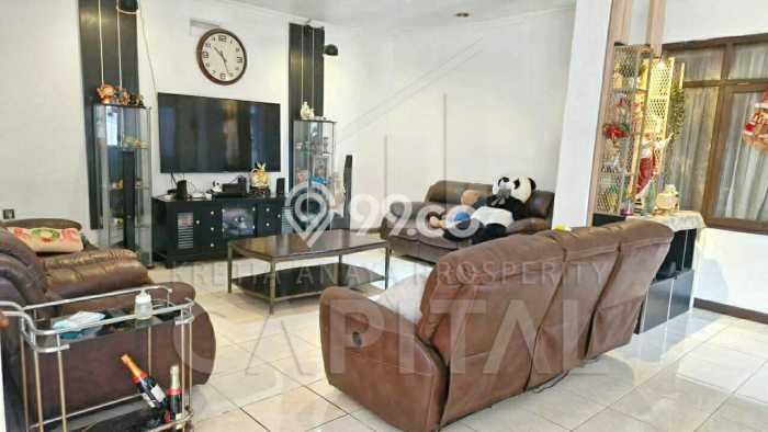 HOT PROPERTY! Rumah Premium area , LT 330m2m² LB 660m2m² HOT PROPERTY! Rumah Premium area , LT 330m2m² LB 660m2m²