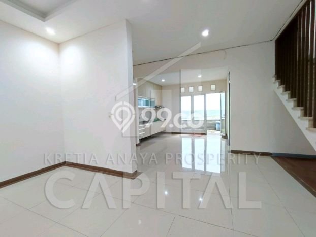 Dijual Rumah Luas Elegan Dengan View Eksklusif di Setra Duta, Bandung Dijual Rumah Luas Elegan Dengan View Eksklusif di Setra Duta, Bandung