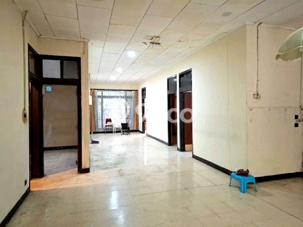 Dijual Hunian Rumah Terawat 5 Kamar di Leuwi Panjang, Bandung Dijual Hunian Rumah Terawat 5 Kamar di Leuwi Panjang, Bandung