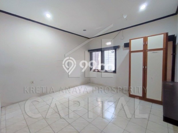 Sewa Rumah Murah di Surya Sumantri Bandung Punya 5 Kamar Tidur Sewa Rumah Murah di Surya Sumantri Bandung Punya 5 Kamar Tidur