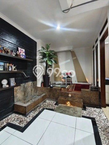 For Sale! Luxury House LT 209m2 Desain Elegan di Turangga For Sale! Luxury House LT 209m2 Desain Elegan di Turangga