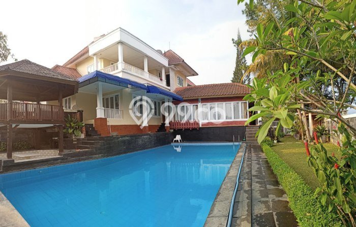 Rumah Luxury Modern Siap Huni di Kota Baru Parahyangan Bandung Rumah Luxury Modern Siap Huni di Kota Baru Parahyangan Bandung