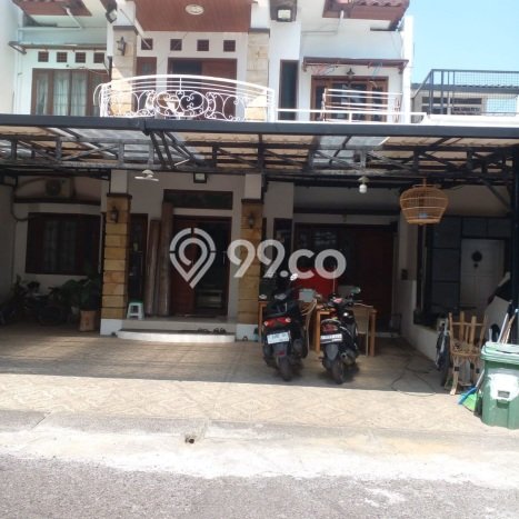 Dijual Hunian Rumah Terawat 6 Kamar di Buah Batu, Bandung Dijual Hunian Rumah Terawat 6 Kamar di Buah Batu, Bandung