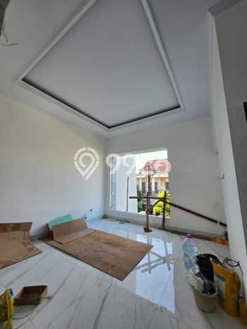 Jual Rumah Luas Megah Dengan View Eksklusif di Villa Meruya, Jakarta Barat Jual Rumah Luas Megah Dengan View Eksklusif di Villa Meruya, Jakarta Barat