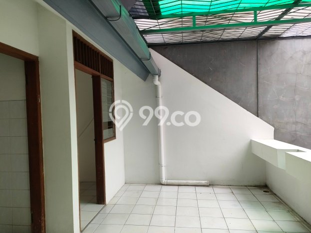 Rumah Luxury Modern Tanpa Renovasi di Semanan Jakarta Barat Rumah Luxury Modern Tanpa Renovasi di Semanan Jakarta Barat