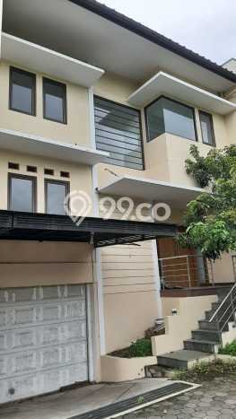 Jual Rumah Mewah Megah Dengan View Eksklusif di Pasteur, Bandung Jual Rumah Mewah Megah Dengan View Eksklusif di Pasteur, Bandung