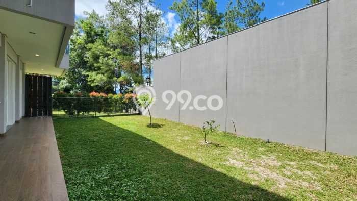 Dijual Rumah Luas Elegan Dengan View Cantik di Kota Baru Parahyangan, Bandung Dijual Rumah Luas Elegan Dengan View Cantik di Kota Baru Parahyangan, Bandung