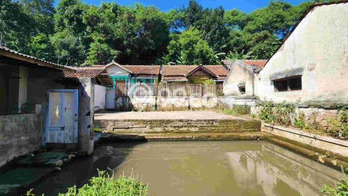 Dijual Rumah Bagus Siap Huni di Bandung Strategis Dijual Rumah Bagus Siap Huni di Bandung Strategis