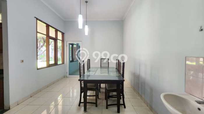 Rumah sewa siap huni 4 KT di Pasteur, Bandung Rumah sewa siap huni 4 KT di Pasteur, Bandung