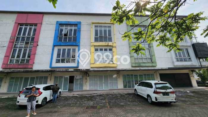 Ruko Bagus Dijual LB 173m2 Lokasi Strategis Bandung Area Cocok untuk Berbisnis Ruko Bagus Dijual LB 173m2 Lokasi Strategis Bandung Area Cocok untuk Berbisnis