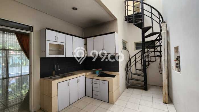 Rumah Kontrakan Bandung LT 252m2 LB 200m2 Kawasan Kota Baru Parahyangan Rumah Kontrakan Bandung LT 252m2 LB 200m2 Kawasan Kota Baru Parahyangan