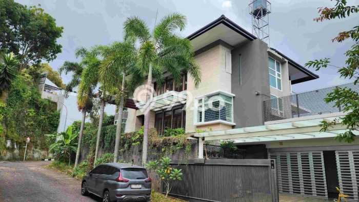 Dijual Rumah Mewah Elegan Dengan View Cantik di Setra Duta, Bandung Dijual Rumah Mewah Elegan Dengan View Cantik di Setra Duta, Bandung