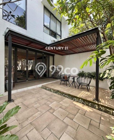 Ready to Use! Luxury House LT 185m2 Desain Elegan di Bintaro Ready to Use! Luxury House LT 185m2 Desain Elegan di Bintaro