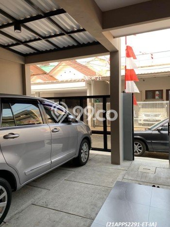Rumah Modern Cantik 3 KT Bisa Langsung Pindah di Ciputat Rumah Modern Cantik 3 KT Bisa Langsung Pindah di Ciputat