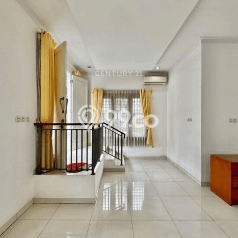 Hunian Elit LB 280m2 Siap Pakai Desain Elegan di Lebak Bulus, Jakarta Selatan Hunian Elit LB 280m2 Siap Pakai Desain Elegan di Lebak Bulus, Jakarta Selatan