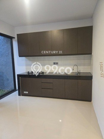 Jual Rumah Luas Elegan Dengan View Eksklusif di Sektor 3 - Bintaro, Tangerang Selatan Jual Rumah Luas Elegan Dengan View Eksklusif di Sektor 3 - Bintaro, Tangerang Selatan