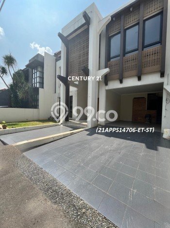Ready to Use! Luxury House LT 323m2 Desain Modern di Pondok Labu Ready to Use! Luxury House LT 323m2 Desain Modern di Pondok Labu