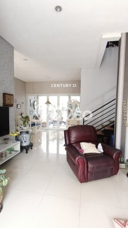 For Sale Hunian Rumah Terawat 4 KT di BSD City, Tangerang For Sale Hunian Rumah Terawat 4 KT di BSD City, Tangerang