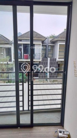 Jual Rumah Eksklusif 2 KT di BSD City, Tangerang Jual Rumah Eksklusif 2 KT di BSD City, Tangerang