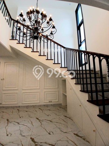 Jual Rumah Luas Elegan Dengan View Cantik di Bintaro, Tangerang Selatan Jual Rumah Luas Elegan Dengan View Cantik di Bintaro, Tangerang Selatan