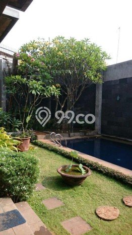Hunian Modern dengan LT 636m2 & LB 1000m2 Disewakan di Pondok Indah Hunian Modern dengan LT 636m2 & LB 1000m2 Disewakan di Pondok Indah