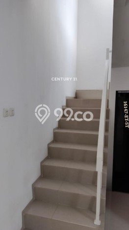 Jual Rumah Eksklusif 2 KT di BSD City, Tangerang Jual Rumah Eksklusif 2 KT di BSD City, Tangerang