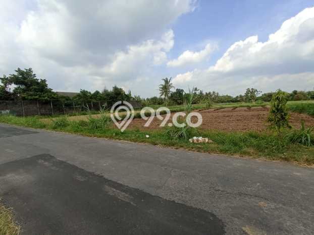 Dijual Tanah Kawasan Sleman, Luas 832m², Dekat Fasilitas Umum Dijual Tanah Kawasan Sleman, Luas 832m², Dekat Fasilitas Umum