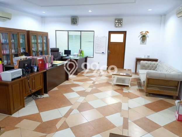 LOKASI TERBAIK! Ruko di Mlati, Luas 400m², Jalan Utama LOKASI TERBAIK! Ruko di Mlati, Luas 400m², Jalan Utama