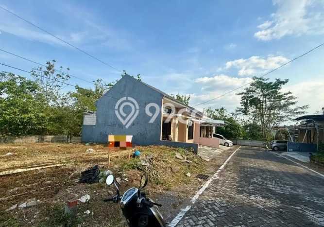 Lahan Strategis di Tembalang Dijual dengan Luas 150m2 Lahan Strategis di Tembalang Dijual dengan Luas 150m2