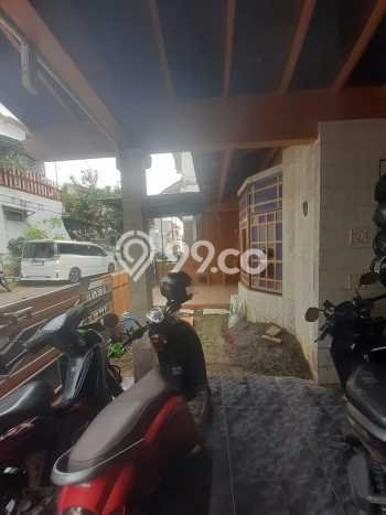 Kos-kosan Dijual di Tembalang, Semarang dengan 13 Kamar Tidur, 4 Kamar Mandi Kos-kosan Dijual di Tembalang, Semarang dengan 13 Kamar Tidur, 4 Kamar Mandi