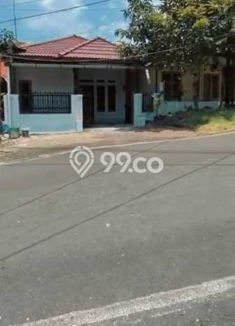 Rumah Luas Asri 3 KT Siap Huni di Manyaran Semarang Rumah Luas Asri 3 KT Siap Huni di Manyaran Semarang