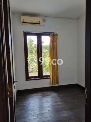 Rumah Modern Cantik 5 KT Bisa Langsung Pindah di Banyumanik Rumah Modern Cantik 5 KT Bisa Langsung Pindah di Banyumanik