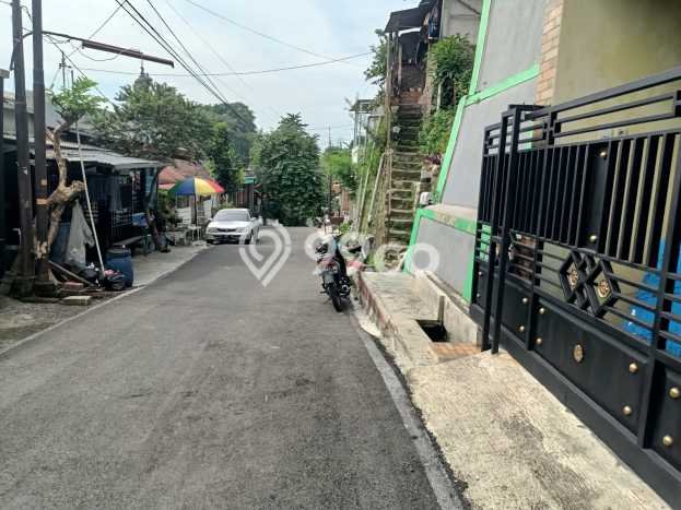 Rumah Modern 3 KT LT 147m2 di Manyaran Rumah Modern 3 KT LT 147m2 di Manyaran