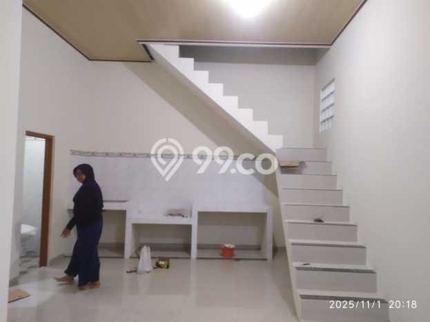 Rumah Modern Minimalis 7 Kamar Bisa Langsung Pindah di Semarang Barat Rumah Modern Minimalis 7 Kamar Bisa Langsung Pindah di Semarang Barat