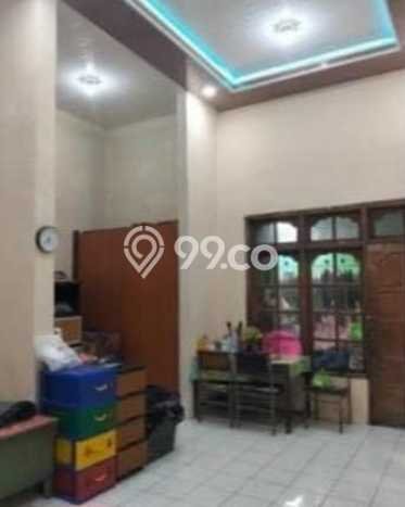 Rumah Strategis Modern Lb 200m2 di Semarang Barat, Semarang Rumah Strategis Modern Lb 200m2 di Semarang Barat, Semarang