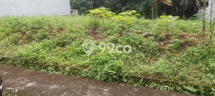 Kavling Tanah Dijual di Semarang Barat, Semarang, Luas 234m2 Area Strategis Kavling Tanah Dijual di Semarang Barat, Semarang, Luas 234m2 Area Strategis