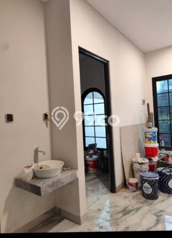 Dijual Rumah Eksklusif 2 KT di Tanah Mas, Semarang Dijual Rumah Eksklusif 2 KT di Tanah Mas, Semarang