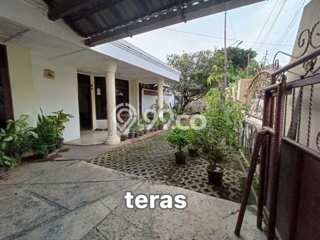 Rumah Minimalis 5 Kamar LT 318m2 di Manyaran Rumah Minimalis 5 Kamar LT 318m2 di Manyaran