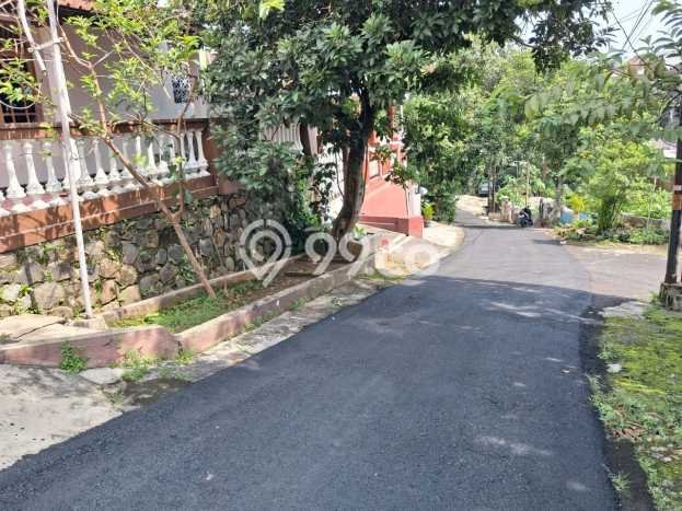 Tanah Area Prospektif di Banyumanik, Luas 213m2m², Akses ke Pusat Kota, Lingkungan Nyaman Tanah Area Prospektif di Banyumanik, Luas 213m2m², Akses ke Pusat Kota, Lingkungan Nyaman