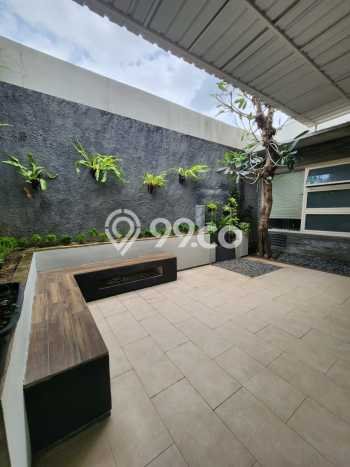 Dijual Rumah Mewah Megah Dengan View Cantik di Citraland, Surabaya Dijual Rumah Mewah Megah Dengan View Cantik di Citraland, Surabaya