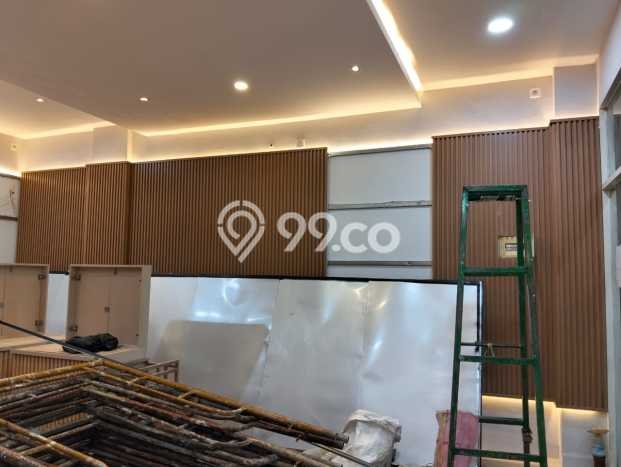 Unit Komersial Disewakan di Surabaya Area Strategis Harga Kompetitif Unit Komersial Disewakan di Surabaya Area Strategis Harga Kompetitif