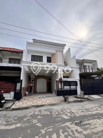 Hot Offer Hunian Premium Ideal dan Luas di Tambaksari, Surabaya Hot Offer Hunian Premium Ideal dan Luas di Tambaksari, Surabaya