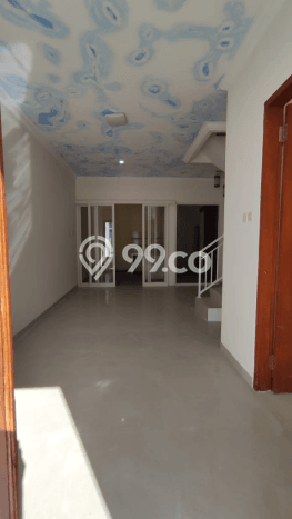 Rumah Strategis Modern Lb 130m2 di Dukuh Pakis, Surabaya Rumah Strategis Modern Lb 130m2 di Dukuh Pakis, Surabaya