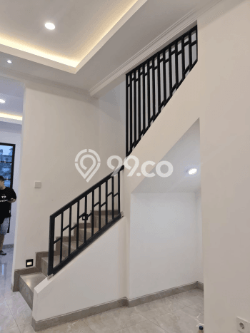 Hunian Cantik Minimalis Lb 165m2 di Dukuh Pakis, Surabaya Hunian Cantik Minimalis Lb 165m2 di Dukuh Pakis, Surabaya